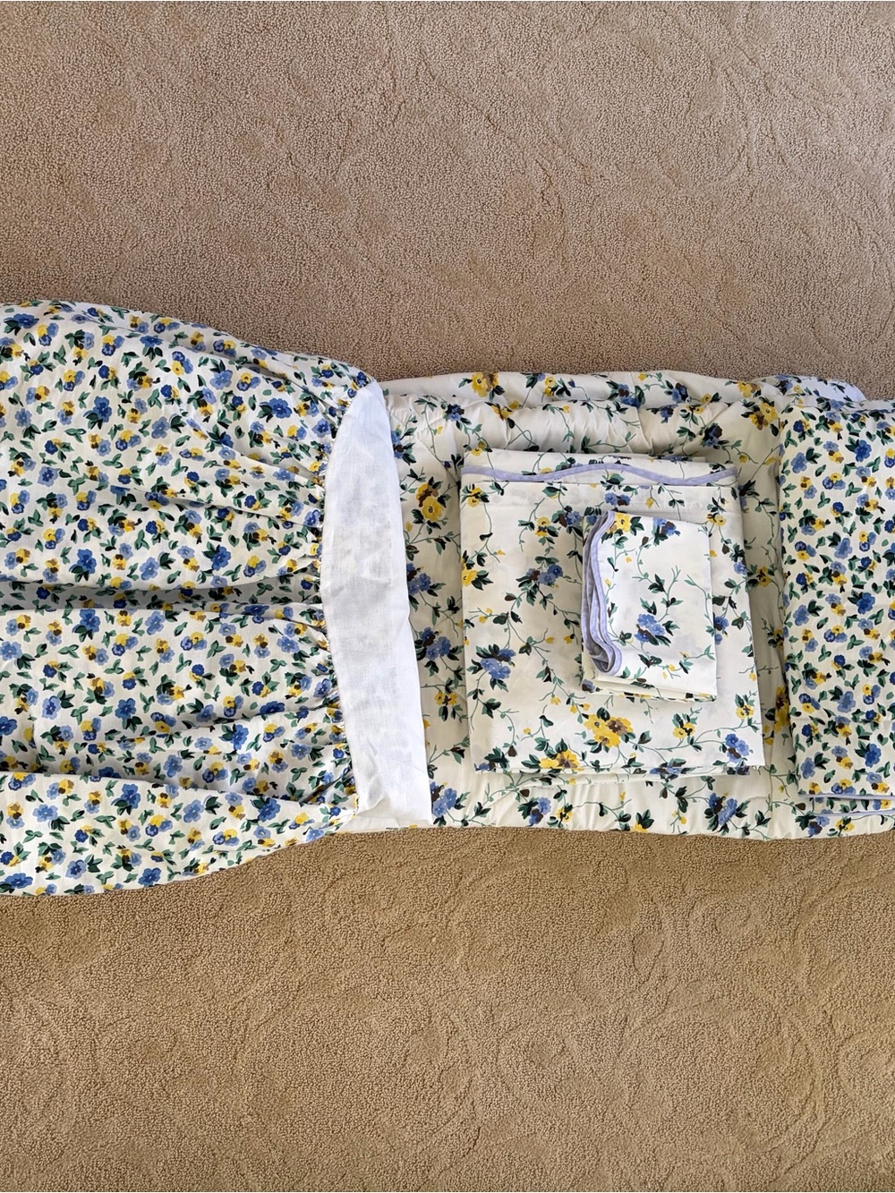 Vintage Laura Ashley polyanthus floral, twin comforter set plus sheets six piece